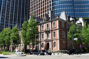 三菱一号館外観写真